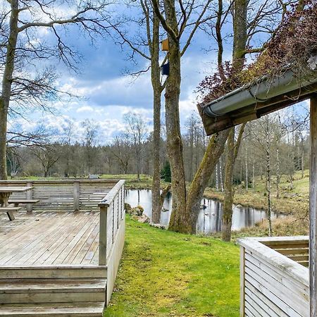Awesome Home In Aetran With Lake View Екстериор снимка